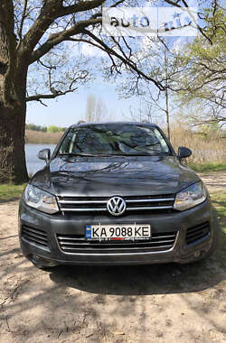 Позашляховик / Кросовер Volkswagen Touareg 2012 в Києві