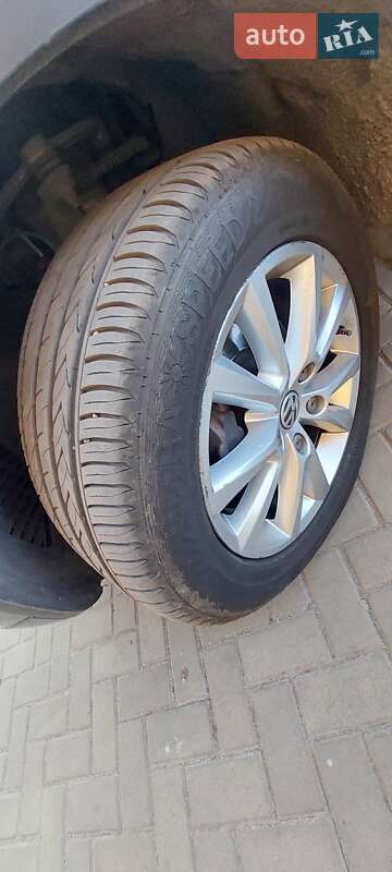Позашляховик / Кросовер Volkswagen Touareg 2012 в Дніпрі