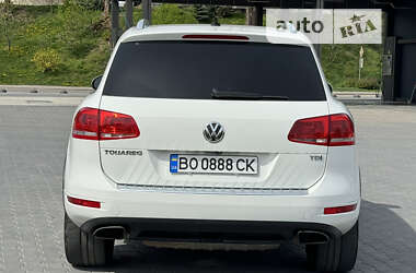 Внедорожник / Кроссовер Volkswagen Touareg 2012 в Тернополе