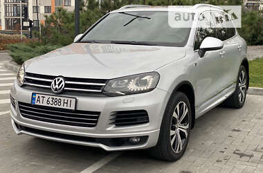 Позашляховик / Кросовер Volkswagen Touareg 2012 в Івано-Франківську