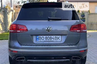 Внедорожник / Кроссовер Volkswagen Touareg 2017 в Тернополе