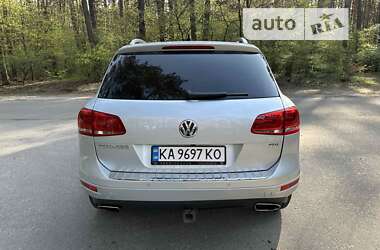 Внедорожник / Кроссовер Volkswagen Touareg 2010 в Броварах