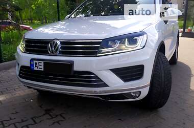 Позашляховик / Кросовер Volkswagen Touareg 2014 в Кривому Розі