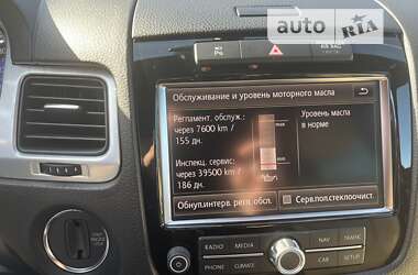 Внедорожник / Кроссовер Volkswagen Touareg 2013 в Киеве