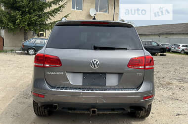 Позашляховик / Кросовер Volkswagen Touareg 2012 в Стрию