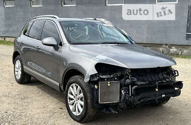 Внедорожник / Кроссовер Volkswagen Touareg 2012 в Стрые