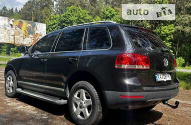 Внедорожник / Кроссовер Volkswagen Touareg 2004 в Кременце