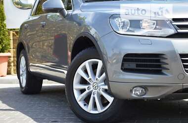 Внедорожник / Кроссовер Volkswagen Touareg 2013 в Одессе