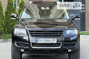 Внедорожник / Кроссовер Volkswagen Touareg 2006 в Одессе