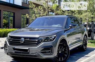 Внедорожник / Кроссовер Volkswagen Touareg 2020 в Ужгороде