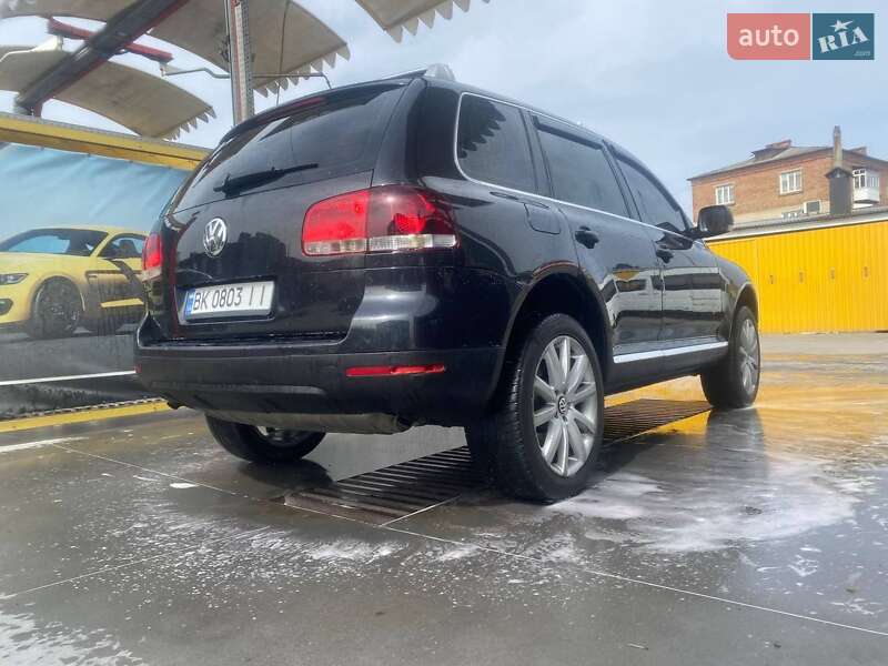 Позашляховик / Кросовер Volkswagen Touareg 2003 в Шепетівці