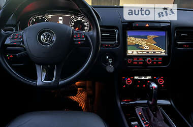 Внедорожник / Кроссовер Volkswagen Touareg 2013 в Тернополе