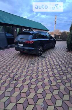 Внедорожник / Кроссовер Volkswagen Touareg 2020 в Одессе