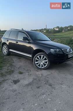 Позашляховик / Кросовер Volkswagen Touareg 2006 в Горохові