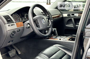 Внедорожник / Кроссовер Volkswagen Touareg 2007 в Днепре