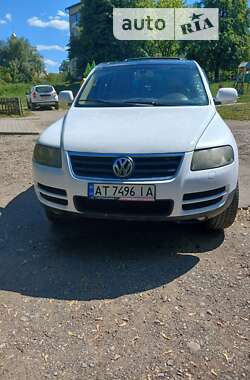 Внедорожник / Кроссовер Volkswagen Touareg 2003 в Надворной