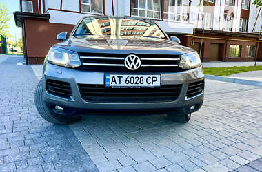 Позашляховик / Кросовер Volkswagen Touareg 2012 в Івано-Франківську