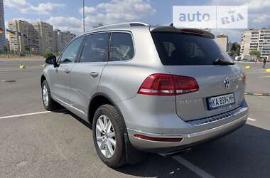 Внедорожник / Кроссовер Volkswagen Touareg 2017 в Киеве