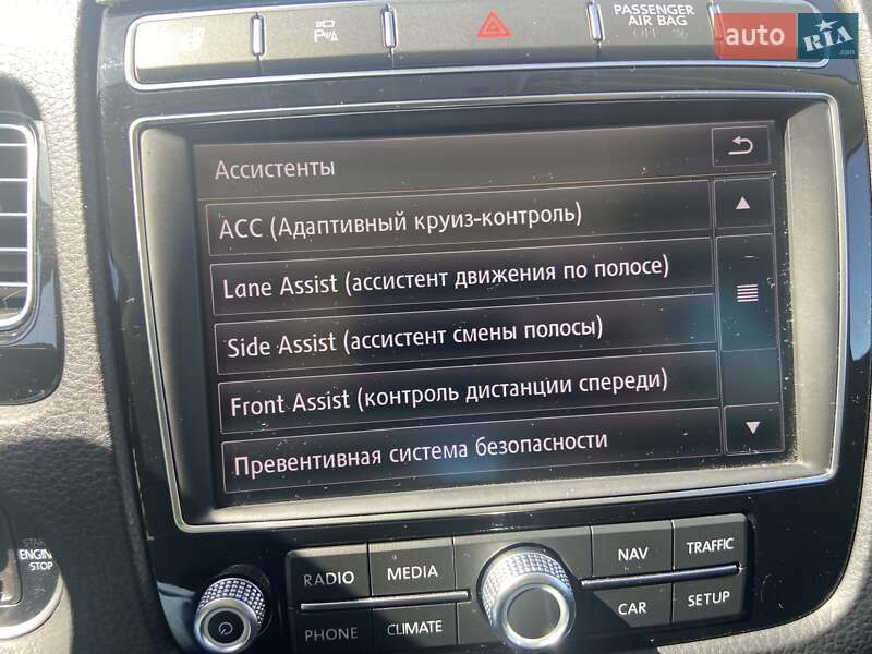 Внедорожник / Кроссовер Volkswagen Touareg 2017 в Кропивницком