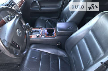 Внедорожник / Кроссовер Volkswagen Touareg 2006 в Вараше