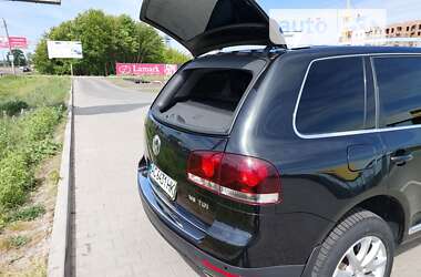 Позашляховик / Кросовер Volkswagen Touareg 2009 в Луцьку