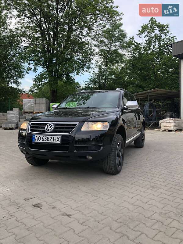 Внедорожник / Кроссовер Volkswagen Touareg 2007 в Поляне