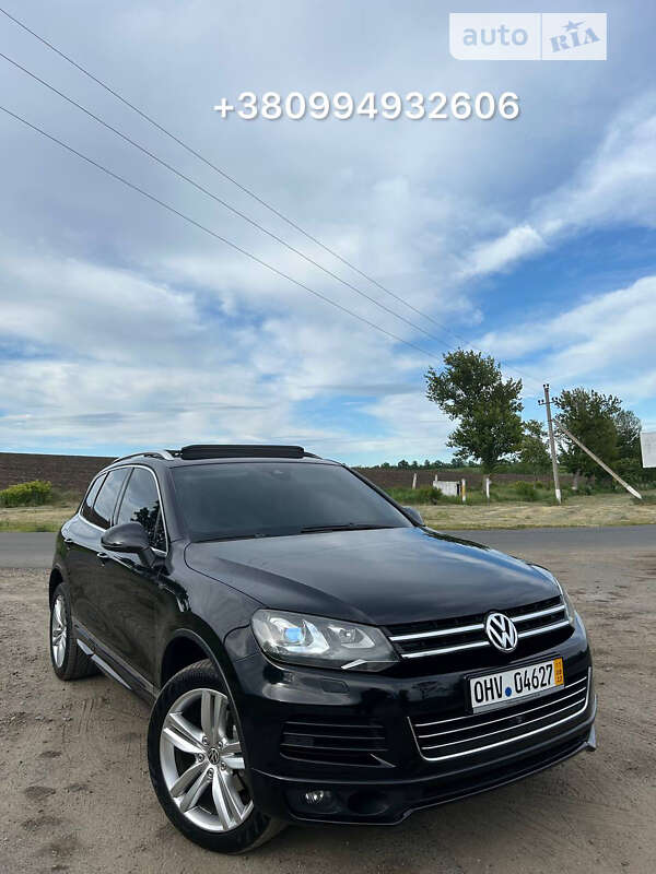 Позашляховик / Кросовер Volkswagen Touareg 2012 в Подільську