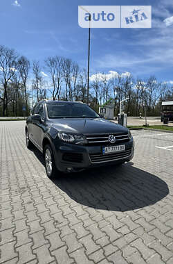 Внедорожник / Кроссовер Volkswagen Touareg 2012 в Ивано-Франковске