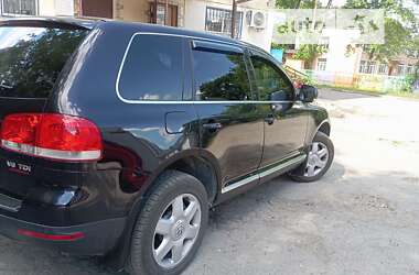 Внедорожник / Кроссовер Volkswagen Touareg 2005 в Львове