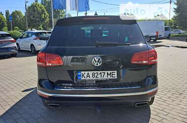 Внедорожник / Кроссовер Volkswagen Touareg 2016 в Хмельницком