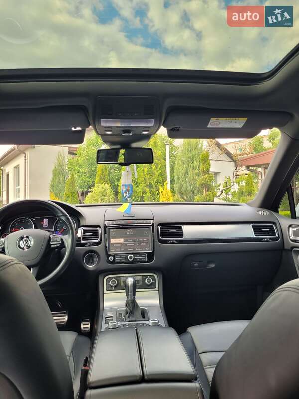 Внедорожник / Кроссовер Volkswagen Touareg 2015 в Кропивницком фото 9 Внедорожник / Кроссовер Volkswagen Touareg 2015 в Кропивницком