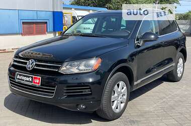 Позашляховик / Кросовер Volkswagen Touareg 2012 в Одесі