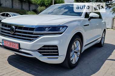 Позашляховик / Кросовер Volkswagen Touareg 2021 в Тернополі