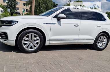 Позашляховик / Кросовер Volkswagen Touareg 2021 в Тернополі