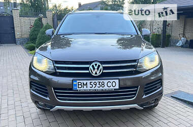 Позашляховик / Кросовер Volkswagen Touareg 2012 в Сумах