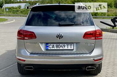 Позашляховик / Кросовер Volkswagen Touareg 2016 в Умані