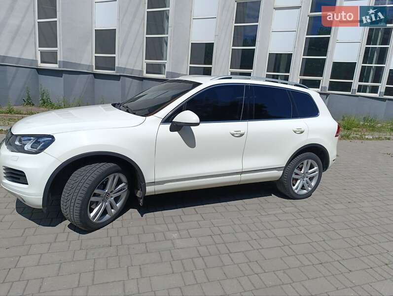 Внедорожник / Кроссовер Volkswagen Touareg 2011 в Запорожье фото 13 Внедорожник / Кроссовер Volkswagen Touareg 2011 в Запорожье