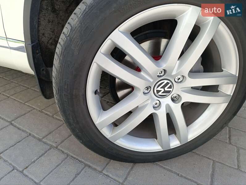 Внедорожник / Кроссовер Volkswagen Touareg 2011 в Запорожье фото 12 Внедорожник / Кроссовер Volkswagen Touareg 2011 в Запорожье