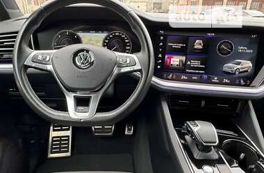 Внедорожник / Кроссовер Volkswagen Touareg 2019 в Луцке