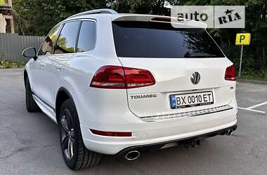 Позашляховик / Кросовер Volkswagen Touareg 2014 в Кам'янець-Подільському