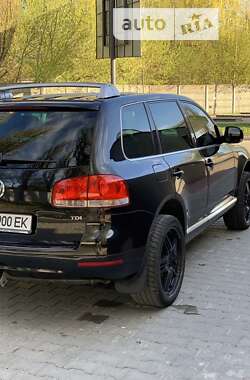 Внедорожник / Кроссовер Volkswagen Touareg 2005 в Хмельнике