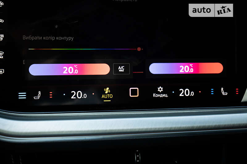 Позашляховик / Кросовер Volkswagen Touareg 2024 в Києві