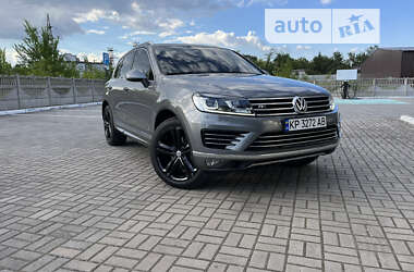 Внедорожник / Кроссовер Volkswagen Touareg 2017 в Запорожье