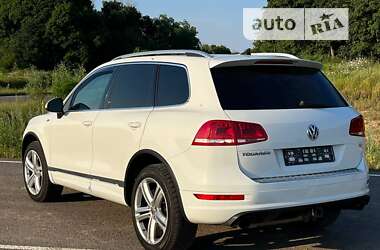 Позашляховик / Кросовер Volkswagen Touareg 2014 в Прилуках