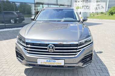 Внедорожник / Кроссовер Volkswagen Touareg 2020 в Полтаве