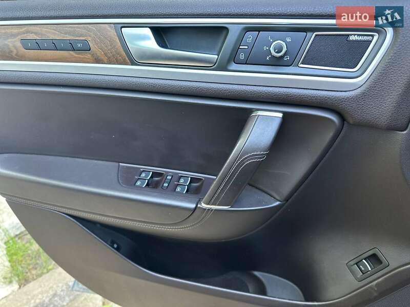 Внедорожник / Кроссовер Volkswagen Touareg 2012 в Первомайске фото 37 Внедорожник / Кроссовер Volkswagen Touareg 2012 в Первомайске