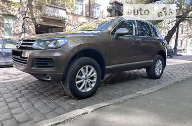 Внедорожник / Кроссовер Volkswagen Touareg 2012 в Одессе