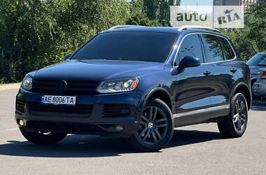 Внедорожник / Кроссовер Volkswagen Touareg 2011 в Кривом Роге