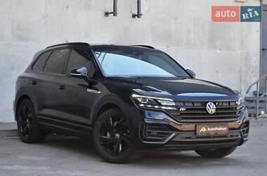 Внедорожник / Кроссовер Volkswagen Touareg 2021 в Киеве