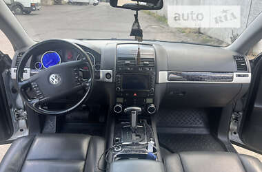 Внедорожник / Кроссовер Volkswagen Touareg 2007 в 